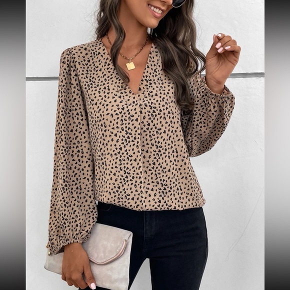 Boho Dalmatian print lantern sleeve blouse - Picture 1 of 6